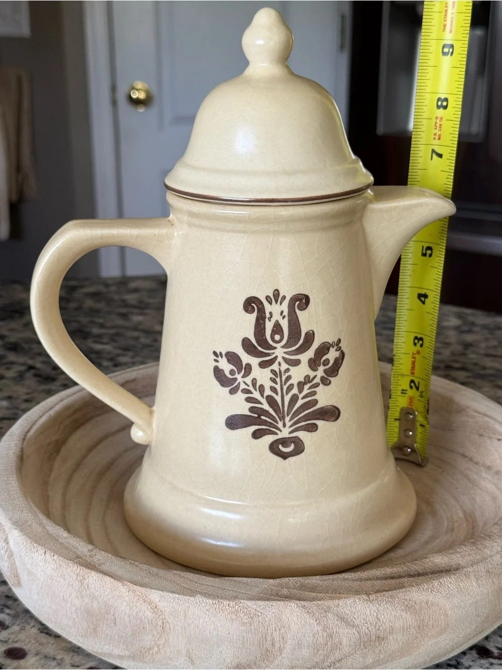 Pfaltzgraff Village Coffee Pot & Lid Vintage Stoneware Made In USA